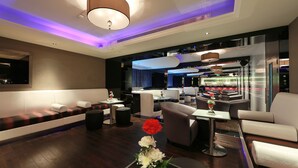 Nightclub - Al Khaleej Palace Deira Hotel (Dubai)