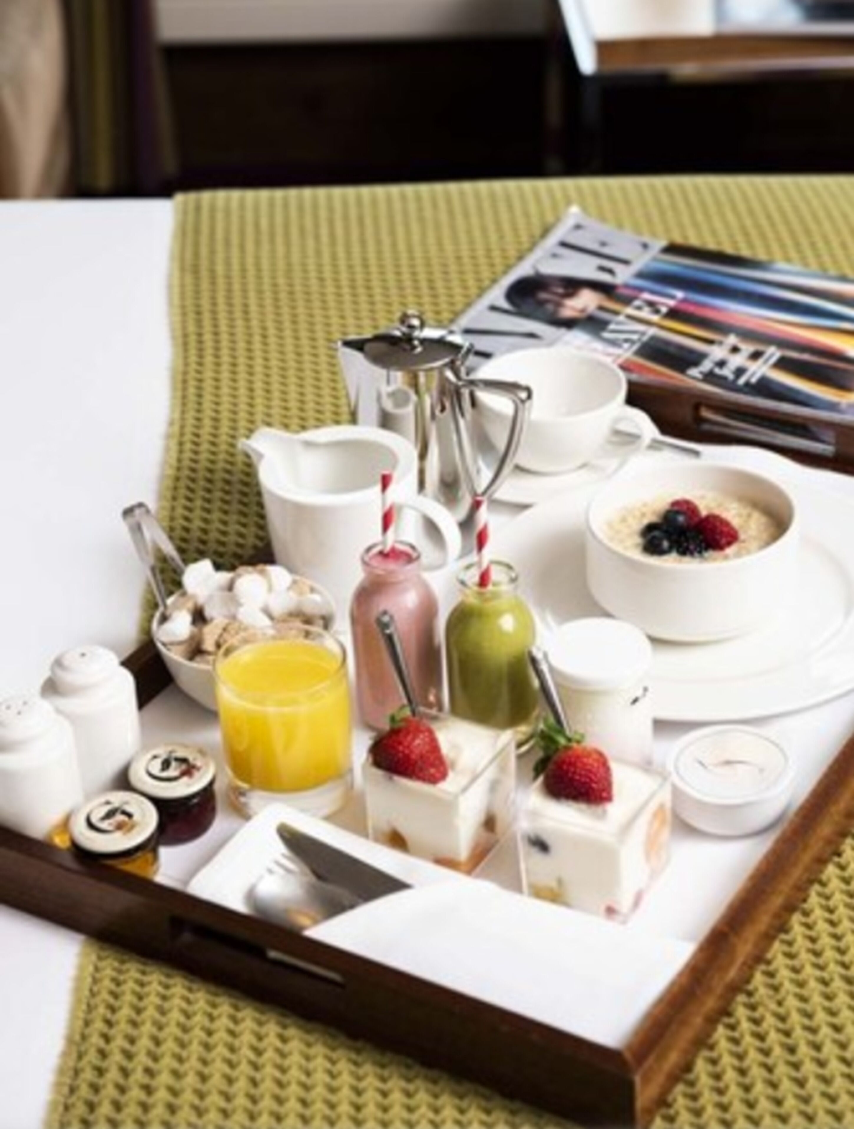 daily cooked-to-order breakfast (eur 32.50 per person)