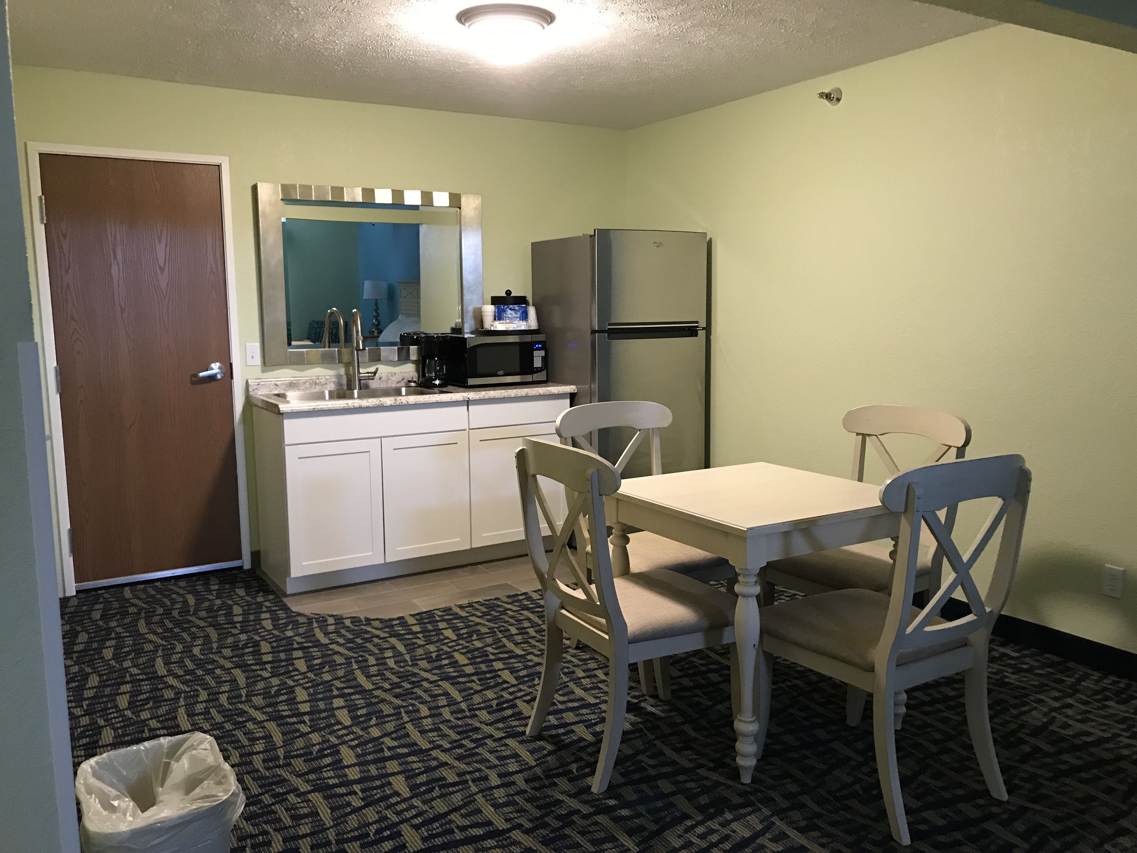 room, multiple beds (2 king beds, 2 bathrooms, no view) | in-room dining