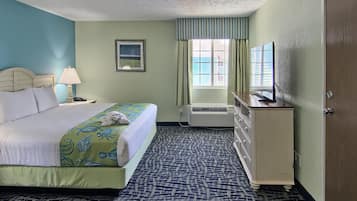 1 King Bed - Petite (Non-Beach View) | In-room safe, desk, iron/ironing board, cribs (surcharge)