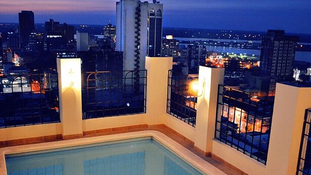 Outdoor pool - Manduara Hotel And Suites (Asunción)