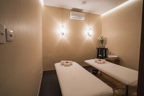 3 treatment rooms