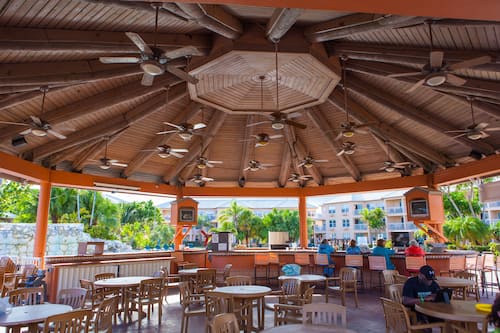 Poolside bar