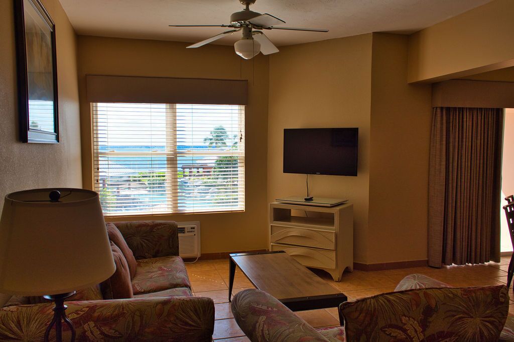 Photo - Island Seas Resort