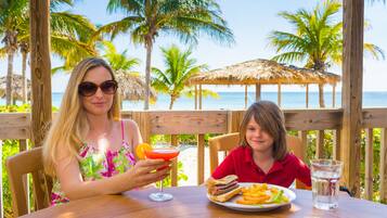 2 restaurants, breakfast, lunch, dinner served; international cuisine