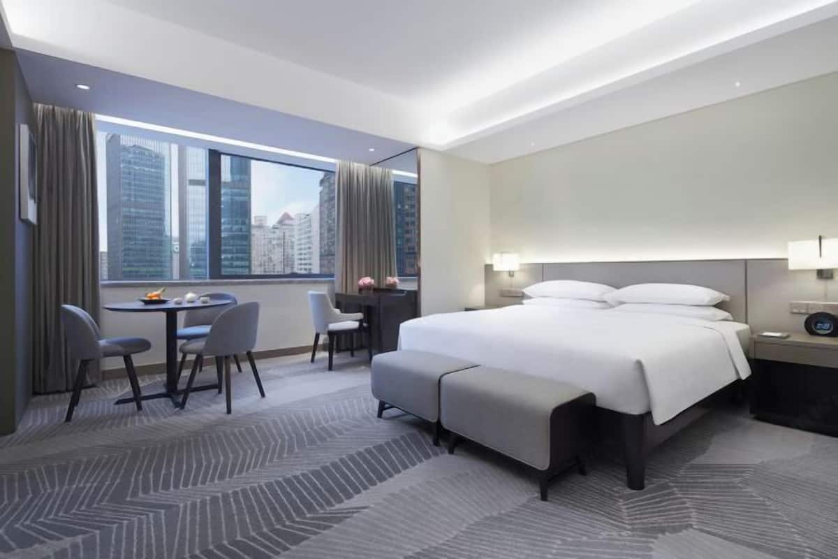Minibar, in-room safe, desk, blackout drapes