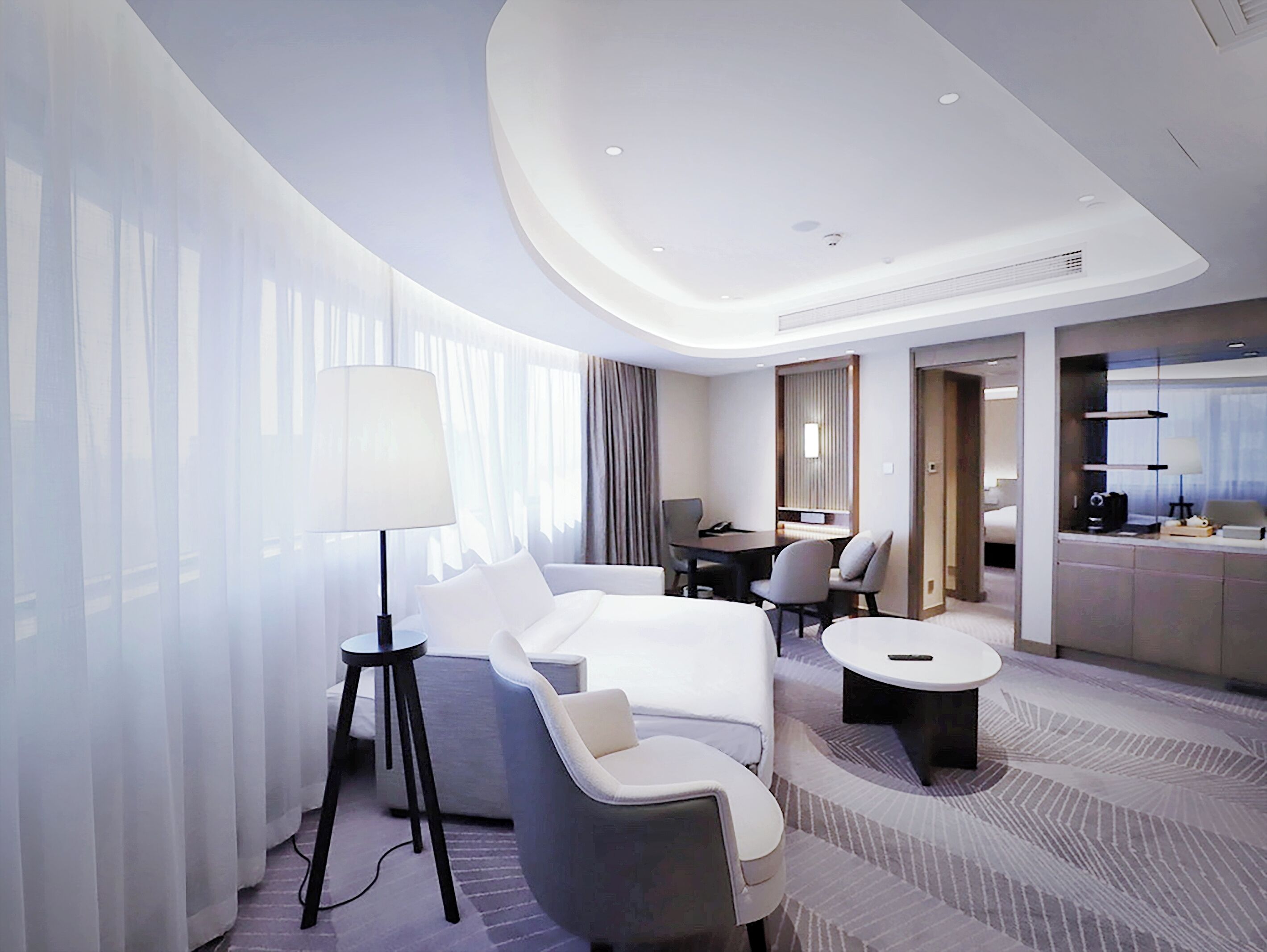 패밀리 스위트 (Regency) | 미니바, 객실 내 금고, 책상, 암막 커튼