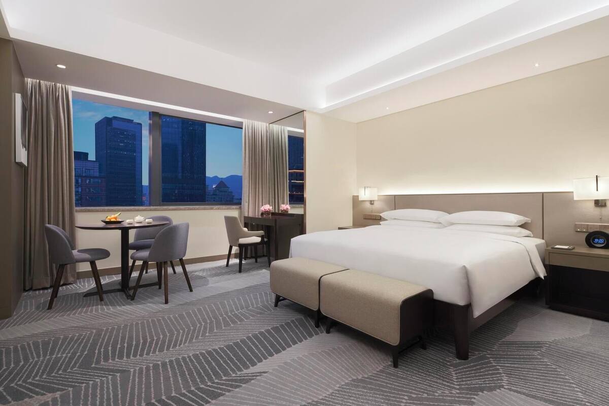 Minibar, in-room safe, desk, blackout curtains