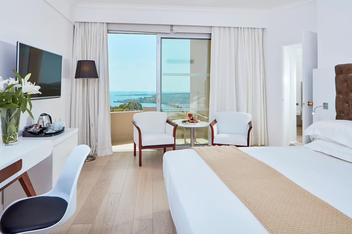 Family Room, Sea View