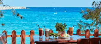 Grecian Park Hotel