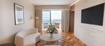 Grecian Park Hotel