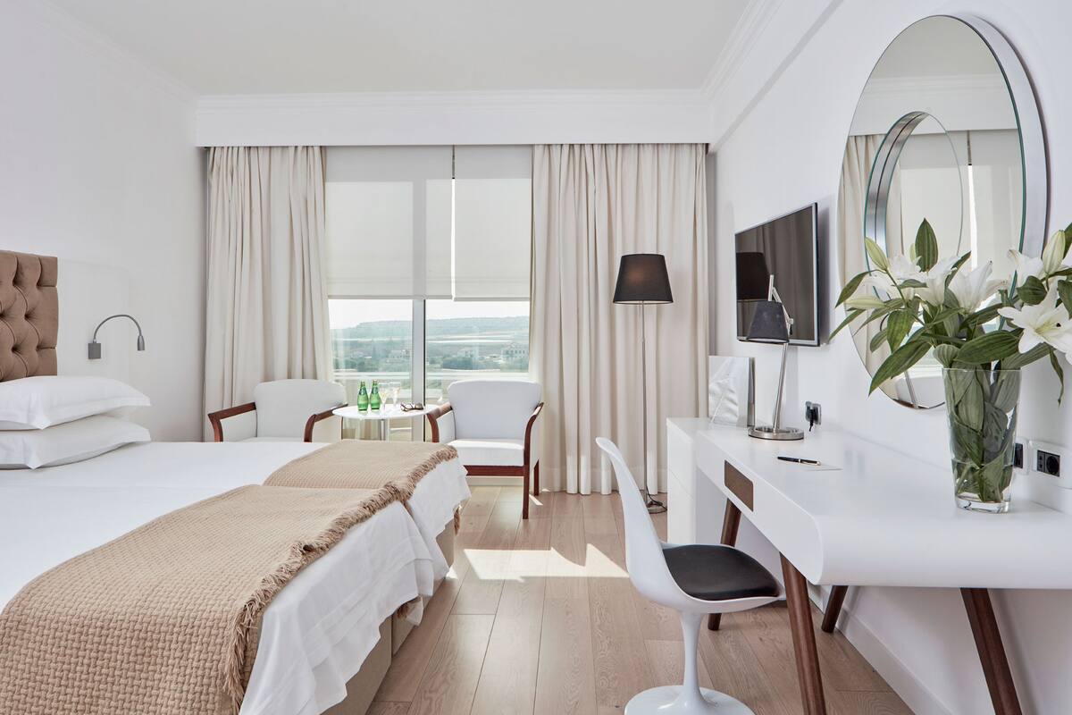 Chambre Standard Double ou avec lits jumeaux (Inland view)