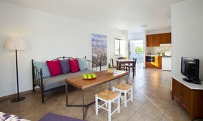 Una televisión de pantalla plana