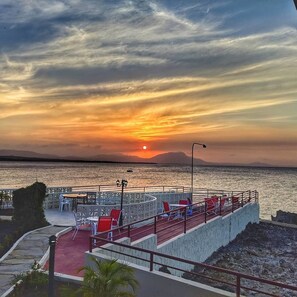 Sundeck