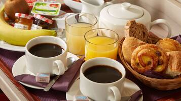 Kontinental frokost hver dag (mot et tillegg)