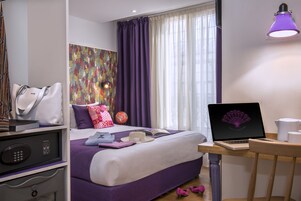 Κλινοσκεπάσματα υψηλής ποιότητας, κρεβάτια Select Comfort, μίνι μπαρ 