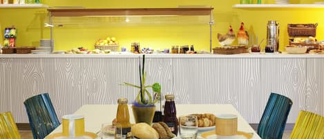 Frühstück gegen Gebühr