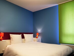 Desk, iron/ironing board, free WiFi, bed sheets - ibis Styles Düsseldorf - Neuss (Neuss)