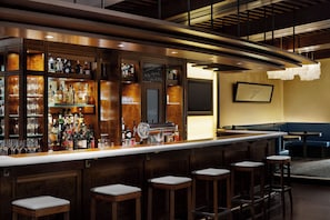 Bar (in der Unterkunft)