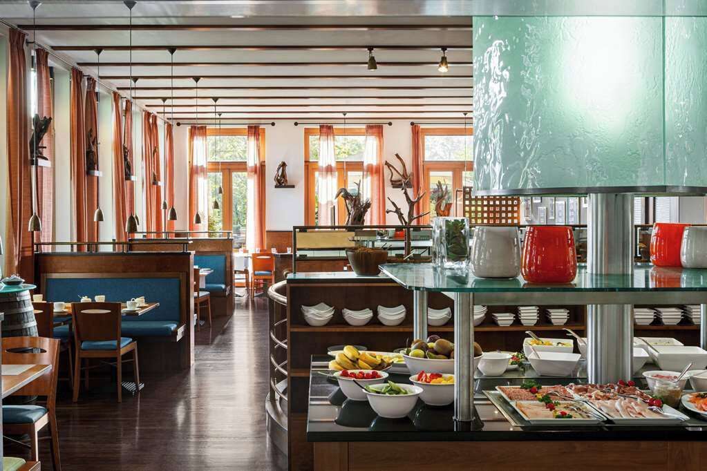 Breakfast, lunch and dinner served