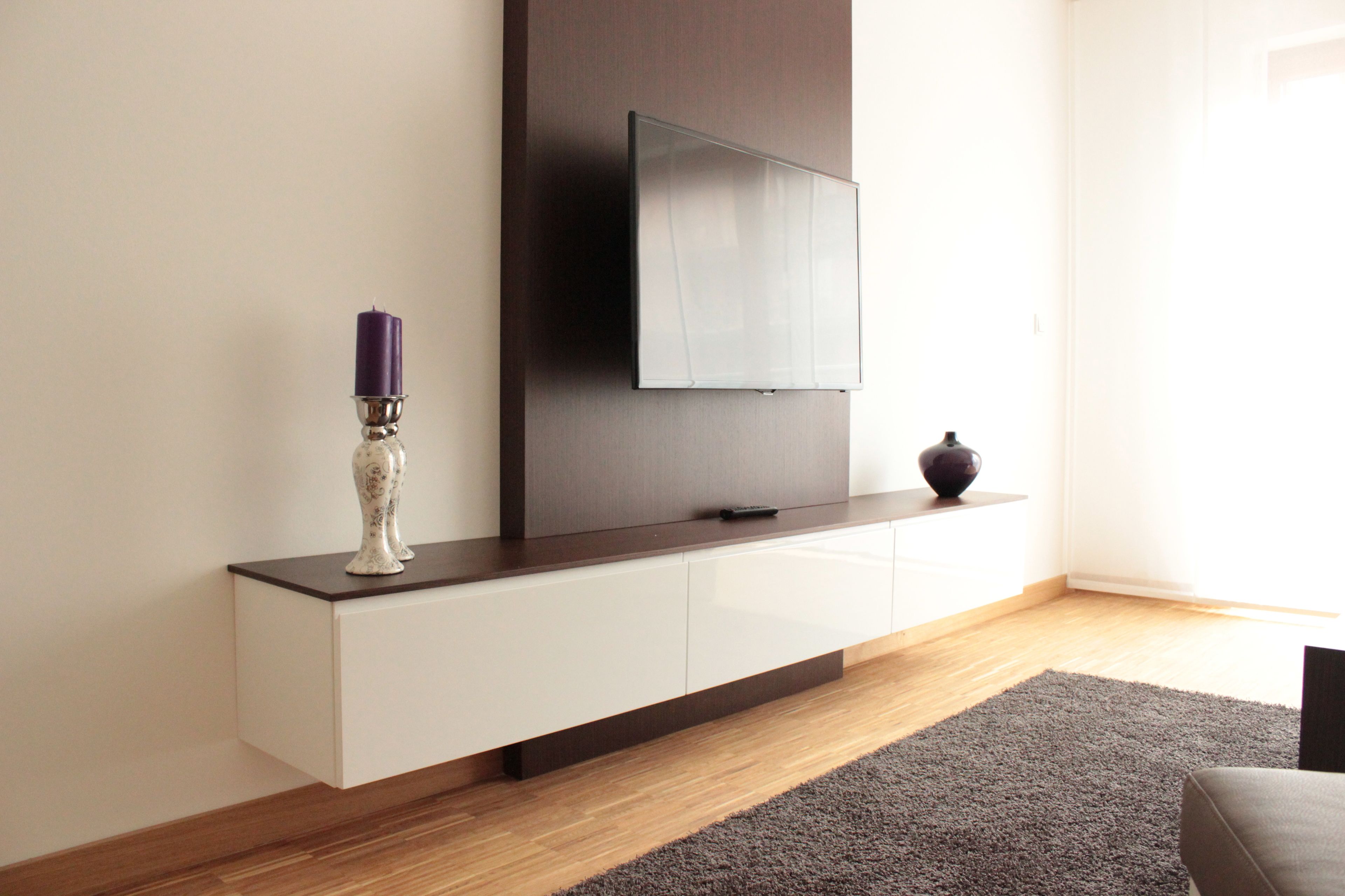 deluxe apartment | living area | tv