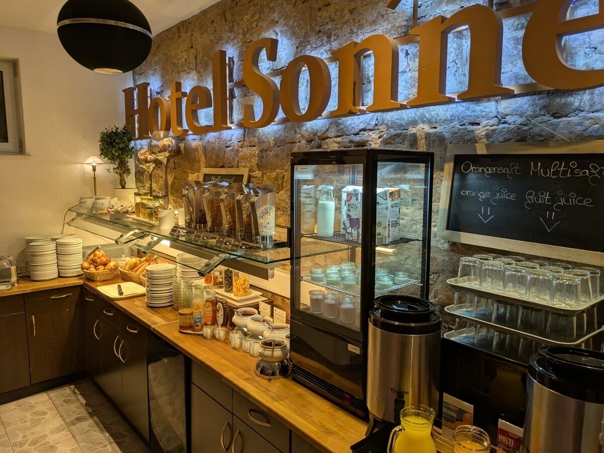 Tägliches inbegriffenes einheimisches Frühstück