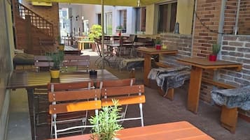 Frühstück und Abendessen