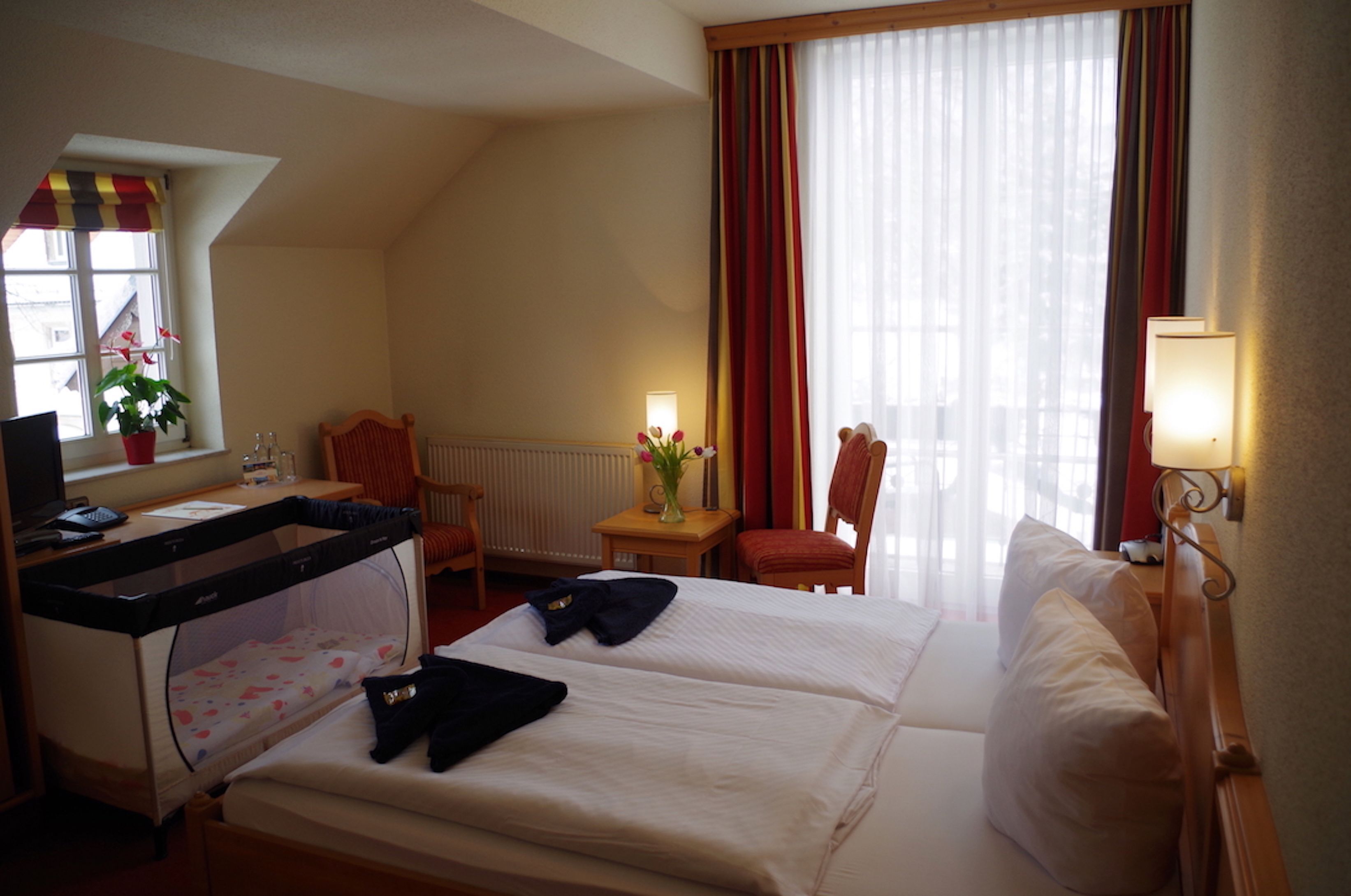 Desk, soundproofing, iron/ironing board, free WiFi