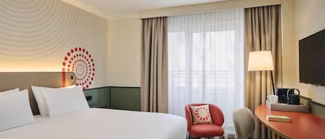 高級寢具、特厚豪華床墊、迷你吧、房內夾萬