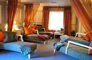 Behandlingsrom for par, badstue, boblebad og kroppsbehandlinger