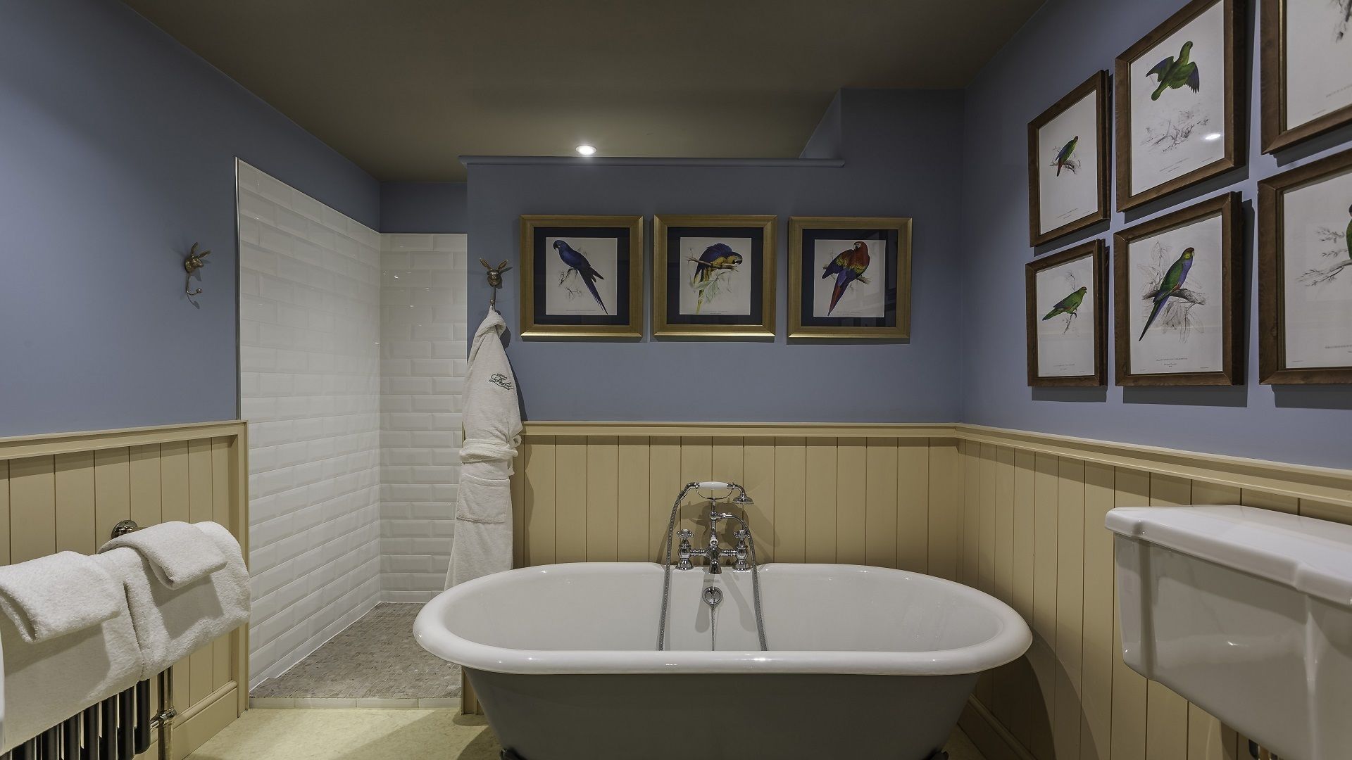 separate bathtub and shower, deep-soaking bathtub, free toiletries