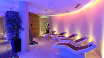 Sauna, hot tub, steam room, body treatments, aromatherapy, body wraps