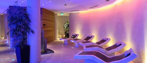 Sauna, hot tub, steam room, body treatments, aromatherapy, body wraps