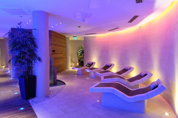 Sauna, hot tub, steam room, body treatments, aromatherapy, body wraps