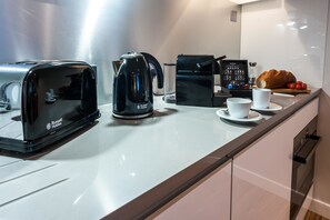 Room amenity - Premier Suites Dublin Stephens Hall (Dublin)