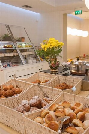 Buffet - Hotel Sempione (Milan)