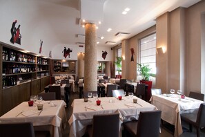 Restaurant - Hotel Sempione (Milan)