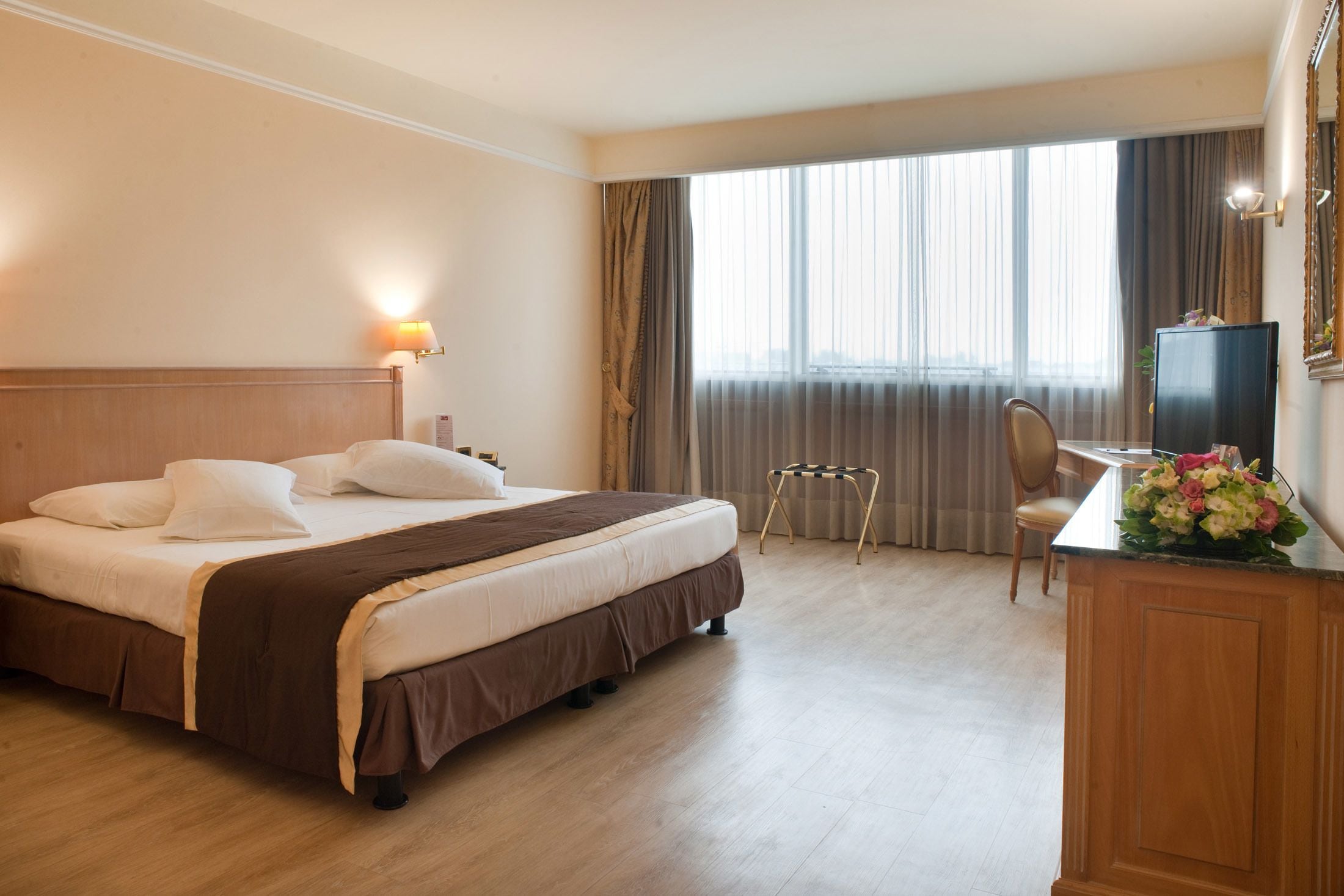 1 bedroom, minibar, in-room safe, desk