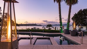 6 outdoor pools, pool umbrellas, pool loungers
