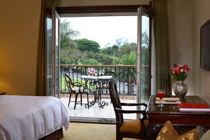 Terrace Suite Golf View | Vistas desde la habitación