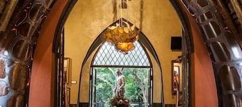 Misty Hills Country Hotel