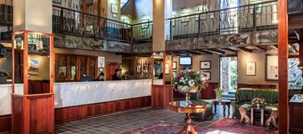 Misty Hills Country Hotel