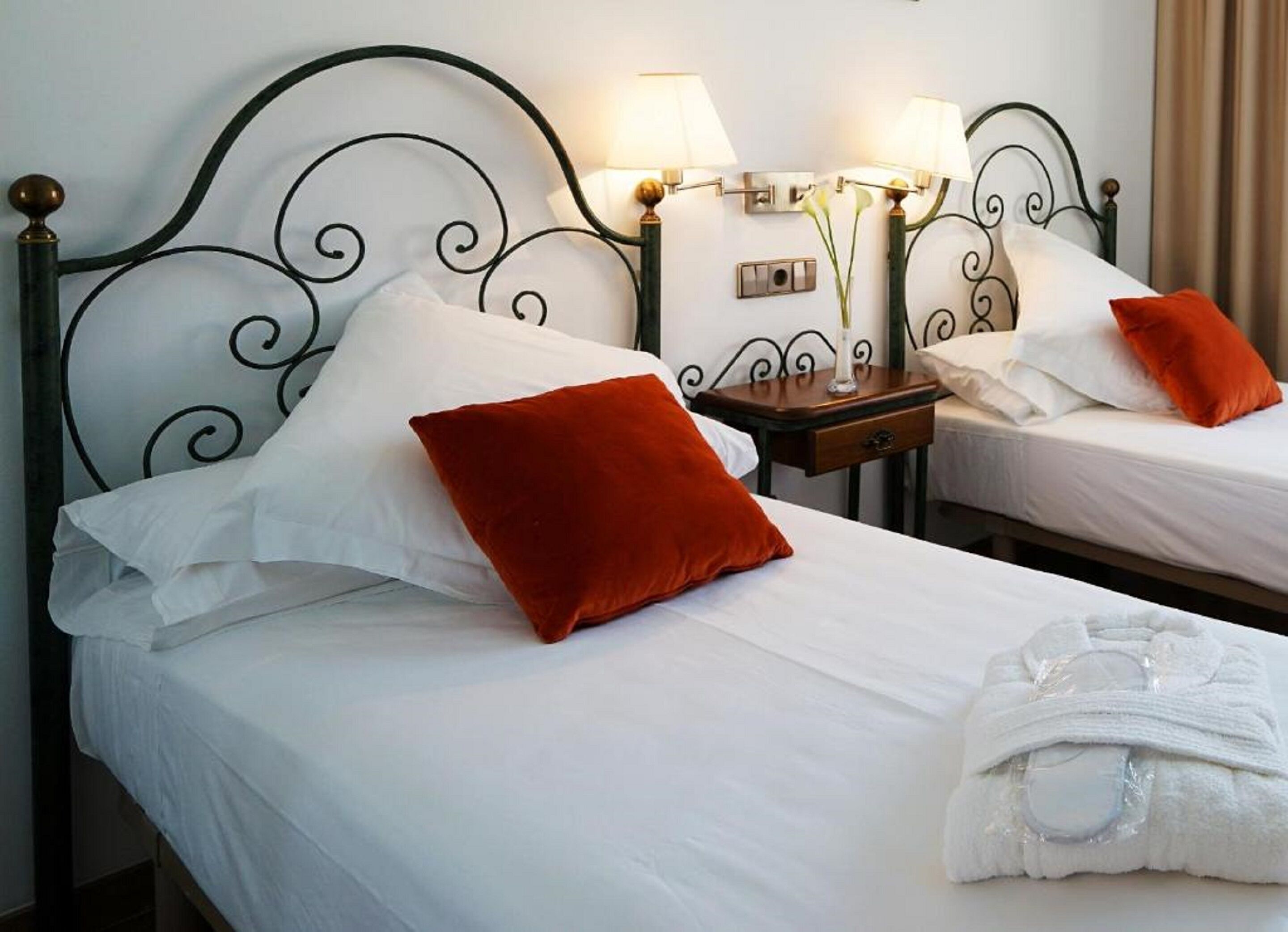 1 bedroom, soundproofing, free WiFi, bed sheets