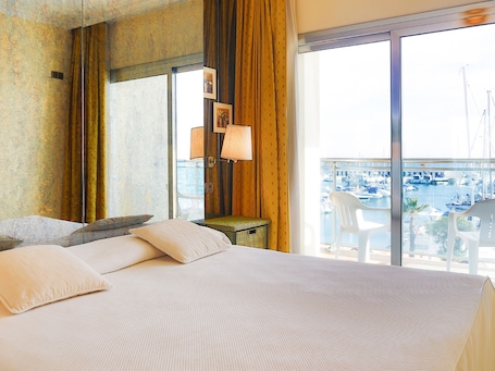 Family Suite | View from room. Hotel Port Sitges