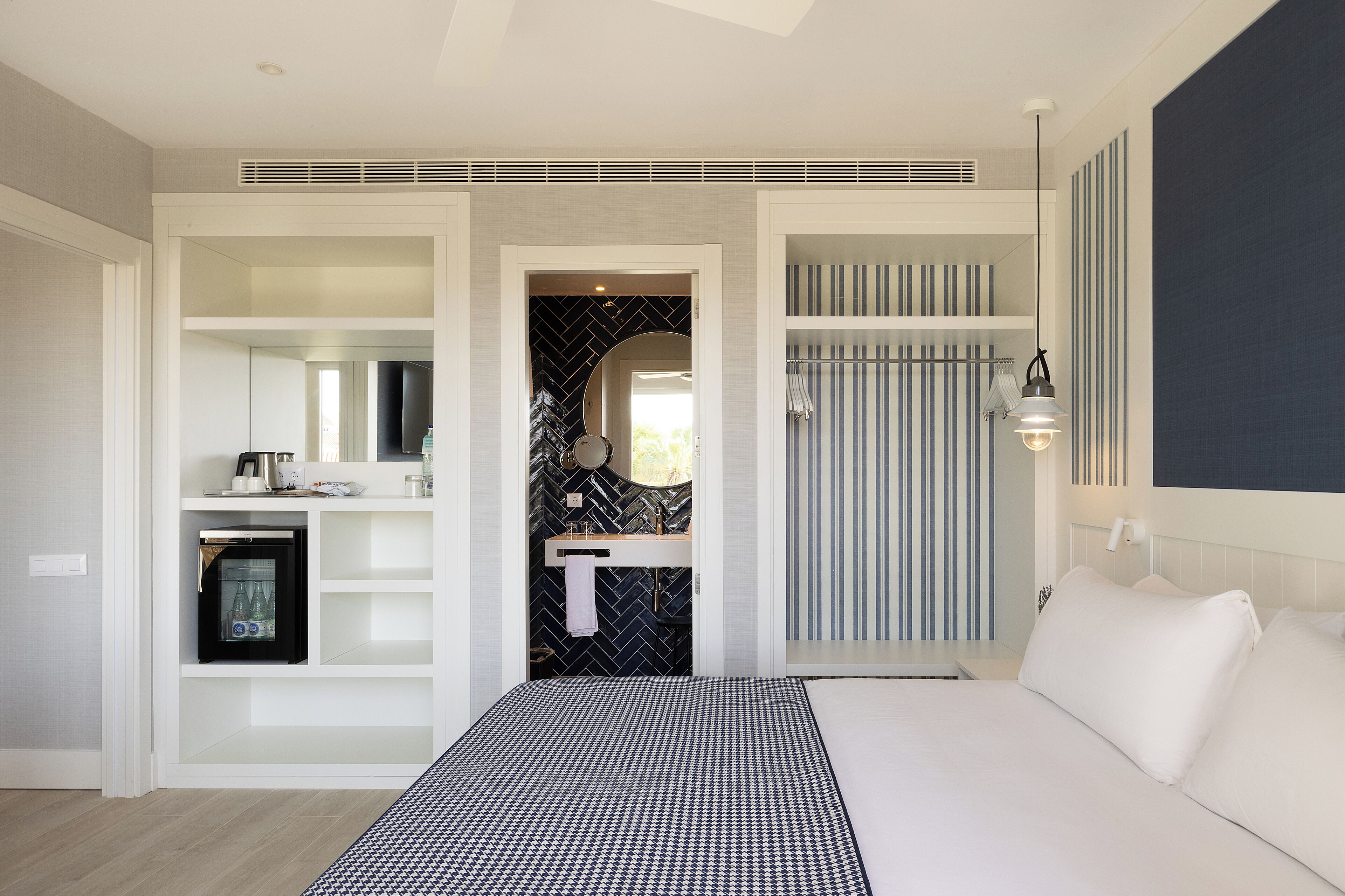 1 bedroom, minibar, in-room safe, individually furnished