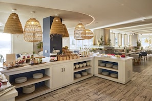 Daily buffet breakfast (EUR 22 per person)