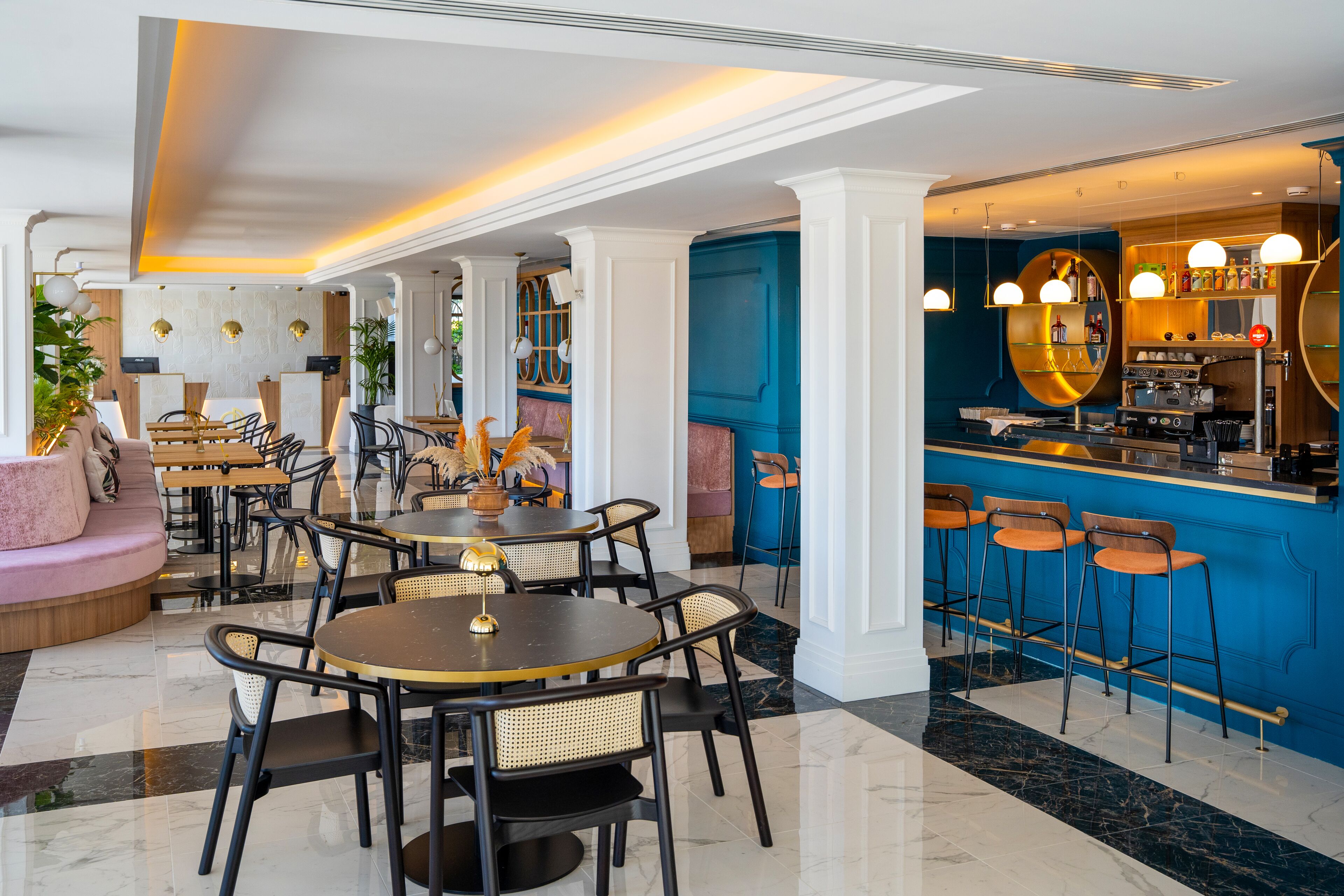 daily buffet breakfast (eur 20 per person)