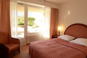 Minibar, desk, blackout curtains, free cots/infant beds