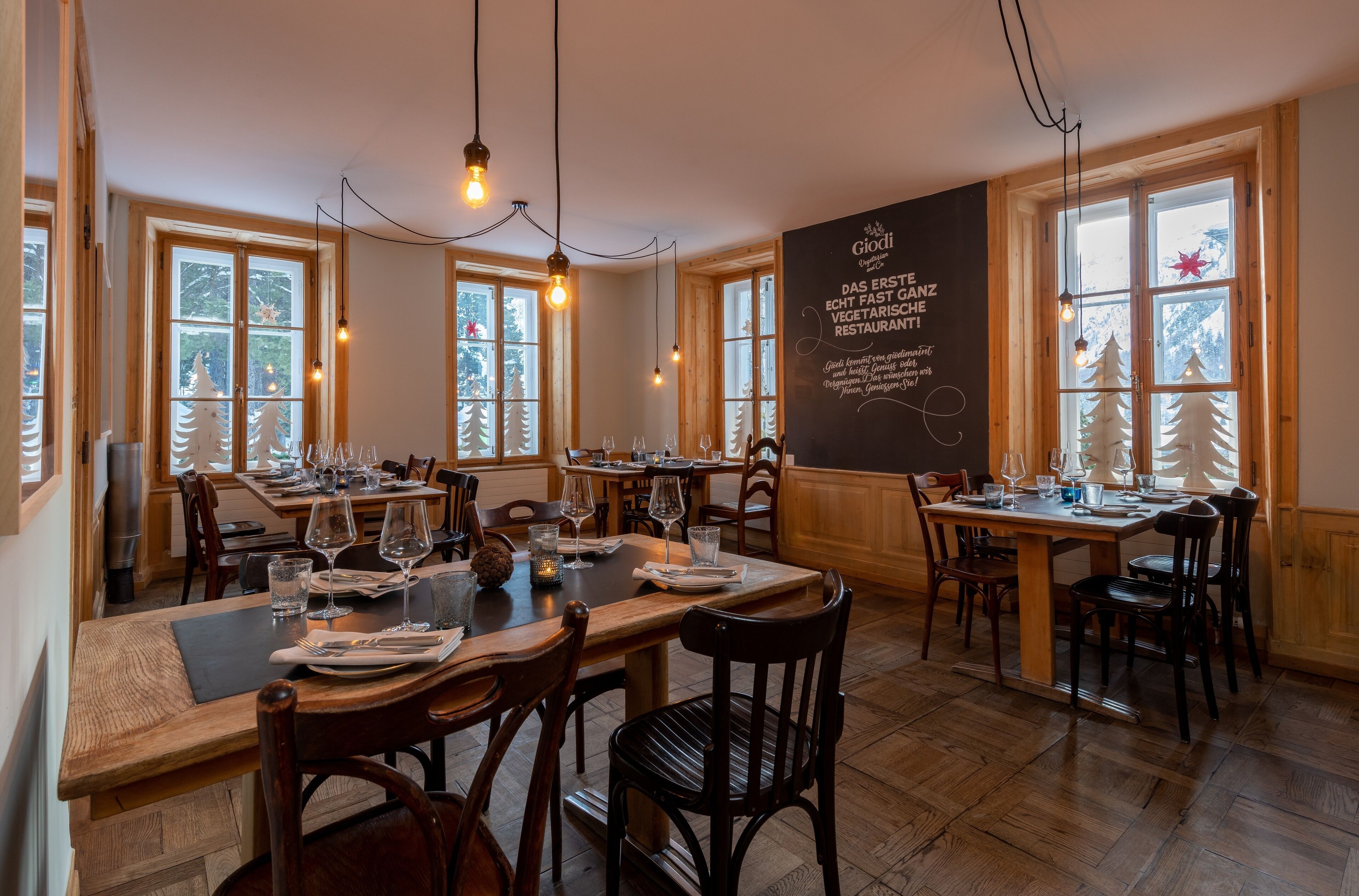 dinner served, garden views