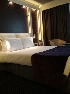 Superior Room, 1 Single Bed | Hypo-allergenic bedding, minibar, in-room safe, desk